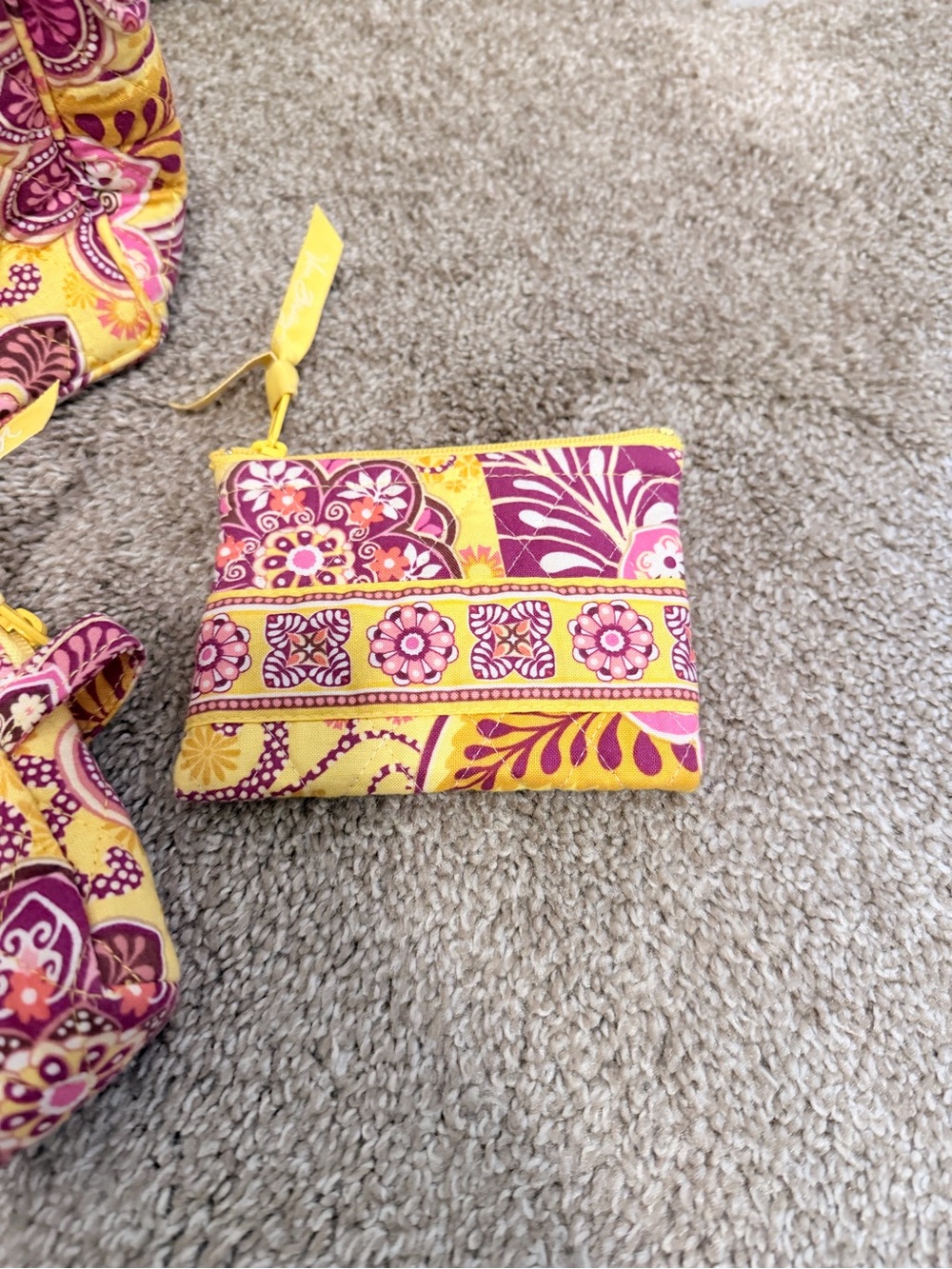 Vera Bradley Accessory Set Bali Gold Retired Pattern - Picture 3 of 13